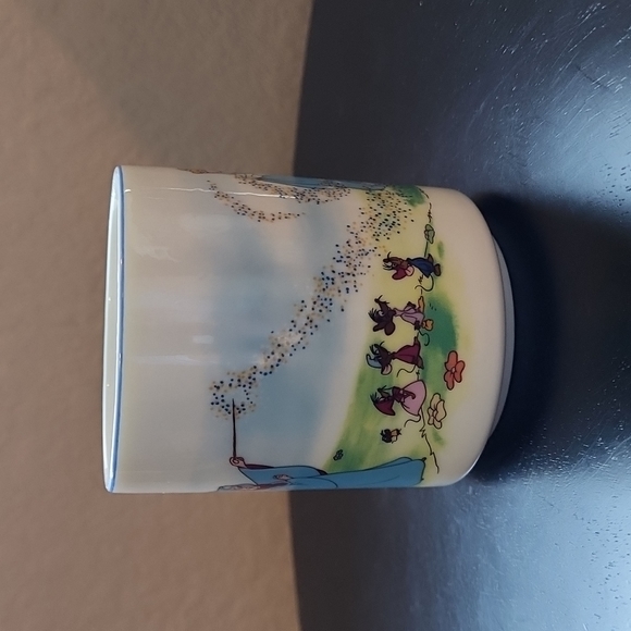 Vintage Cinderella 10oz Mug Disneyland-Walt Disney World Pre-owned - Picture 4 of 7